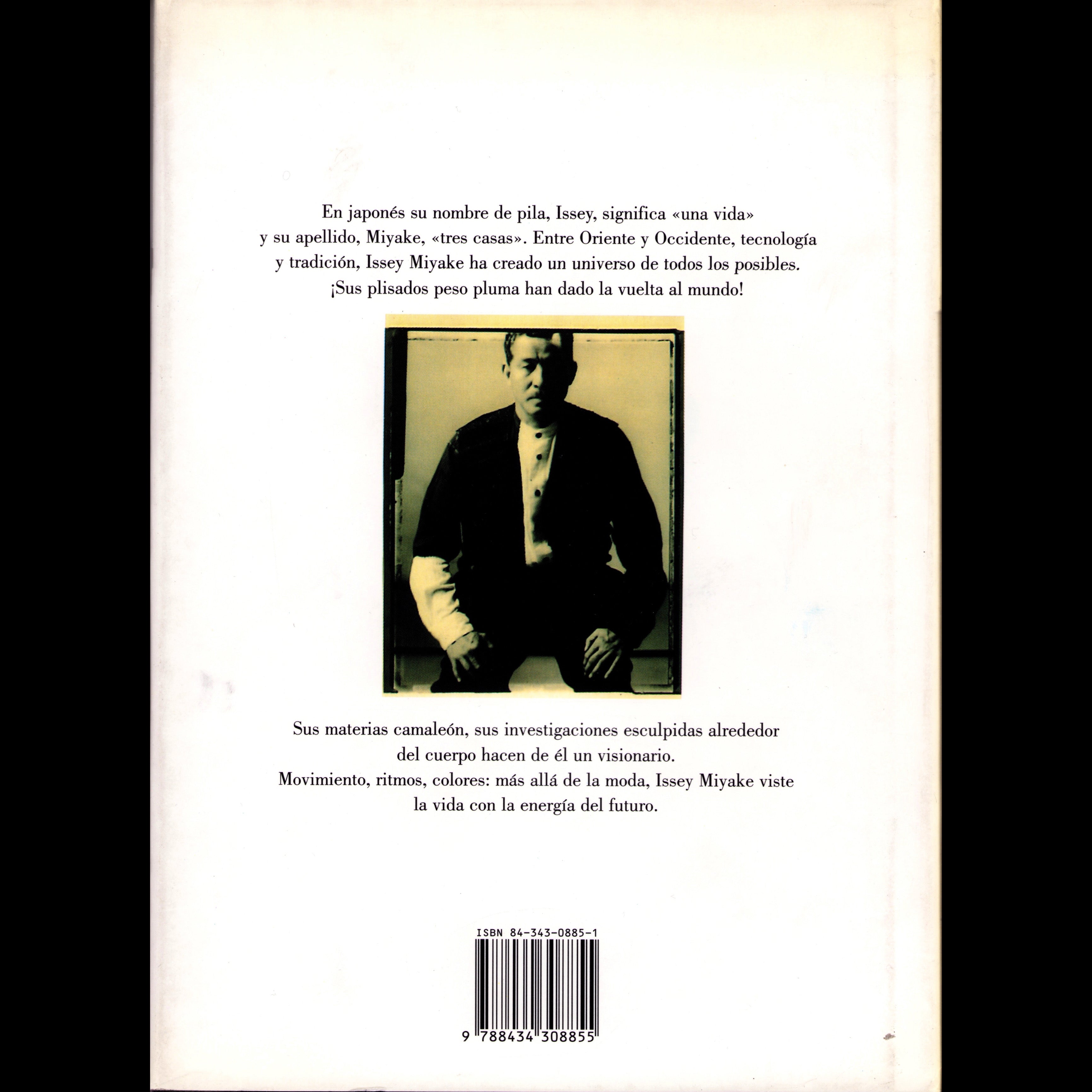Universo de la Moda: Issey Miyake (1996)