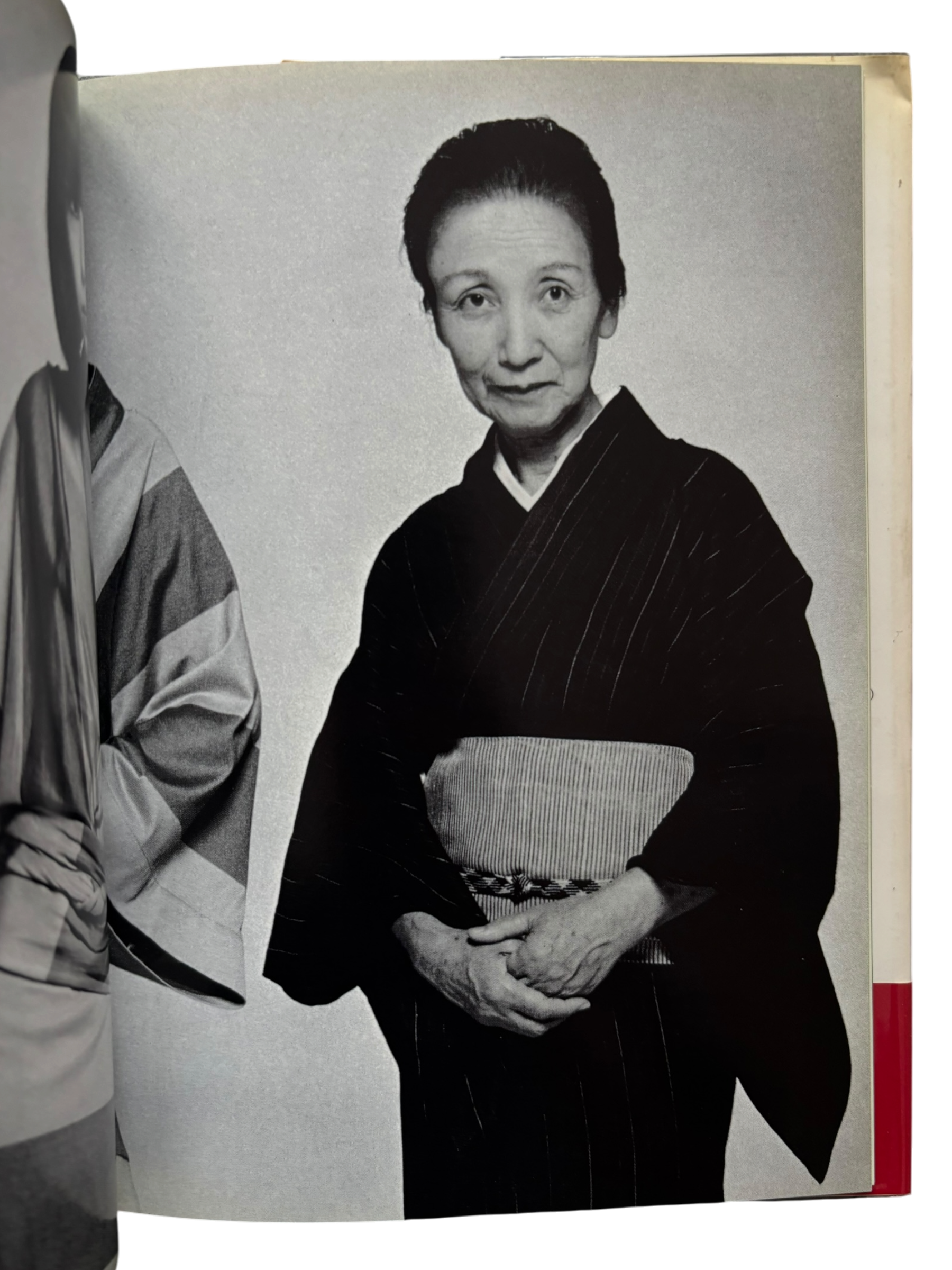 Mémoire de la Mode: Issey Miyake (1998)