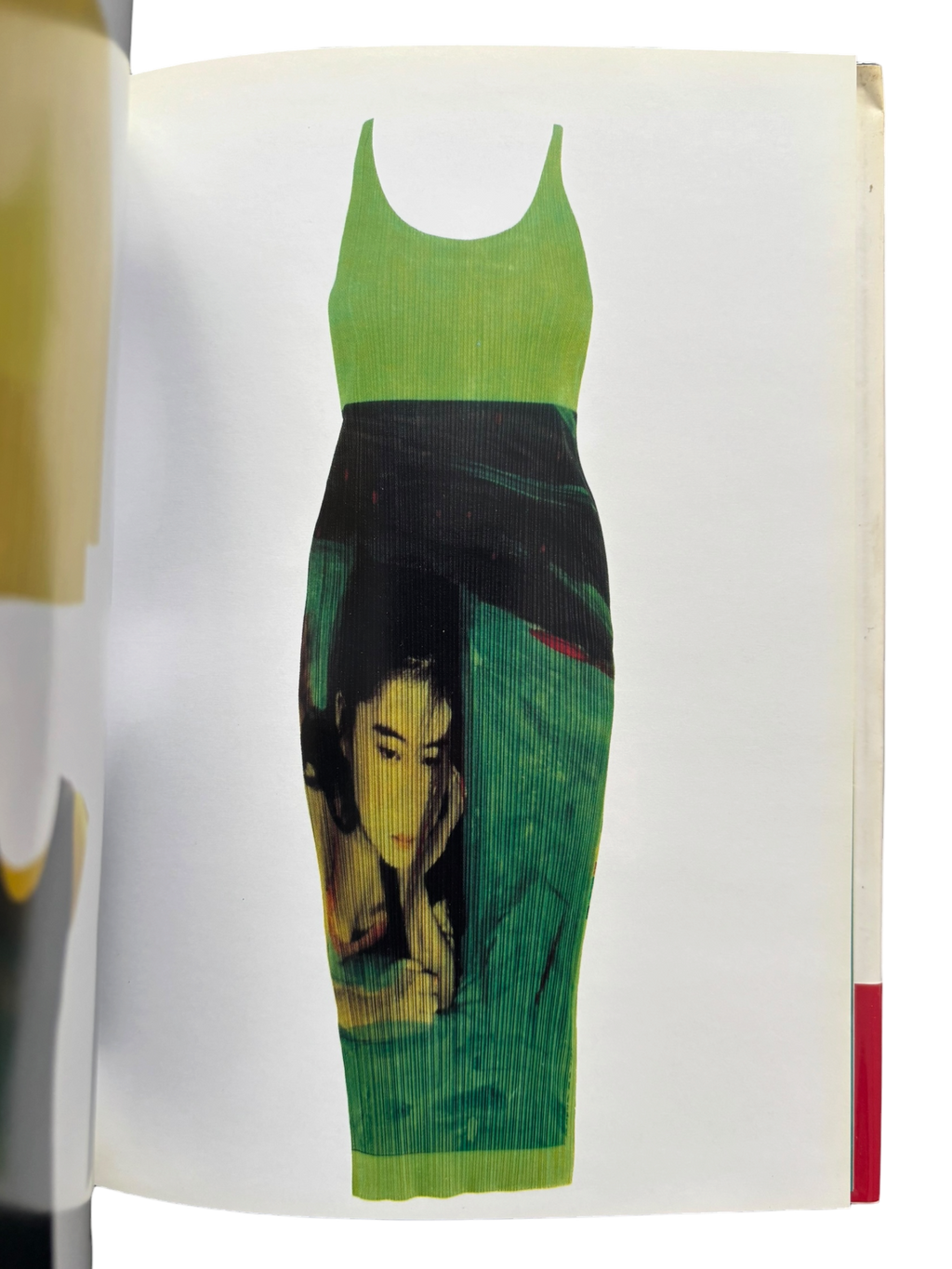 Mémoire de la Mode: Issey Miyake (1998)